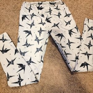 LuLaRoe Paper Mache Cranes Leggings size OS
